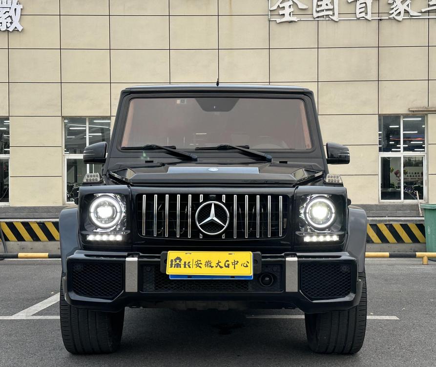 Mercedes-Benz Mercedes-Benz G-Class в цвете и кузовом – это идеальный выбор среди китайских автомобилей. Доступная цена и надежность гарантированы.