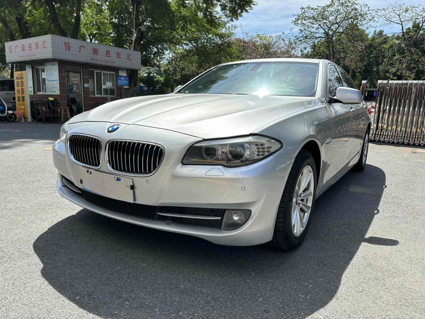BMW BMW 5 Series в цвете и кузовом – это идеальный выбор среди китайских автомобилей. Доступная цена и надежность гарантированы.