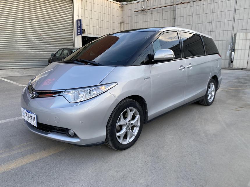 Toyota Toyota Previa в цвете и кузовом – это идеальный выбор среди китайских автомобилей. Доступная цена и надежность гарантированы.