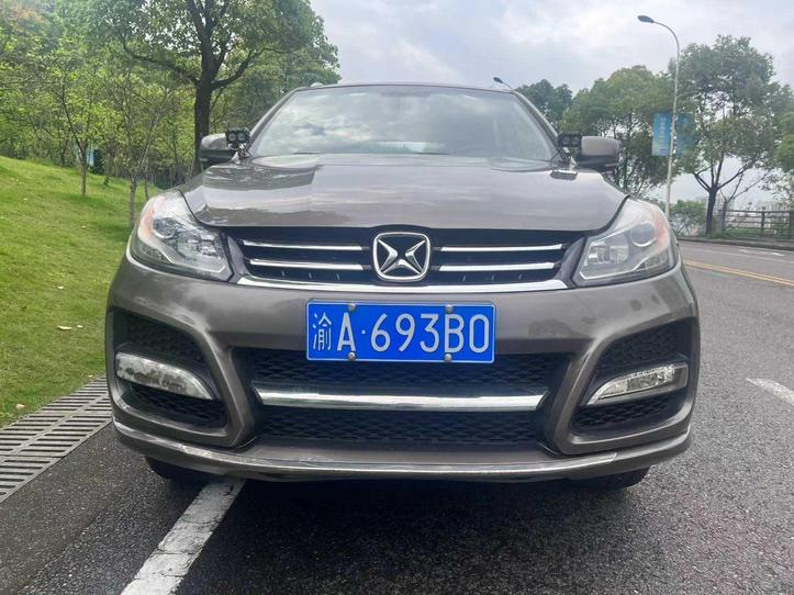 JMC JMC Yusheng S350 в цвете и кузовом – это идеальный выбор среди китайских автомобилей. Доступная цена и надежность гарантированы.