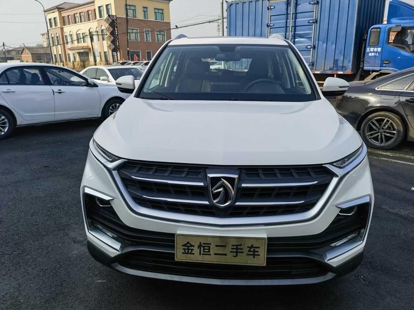 Baojun Baojun 530 в цвете и кузовом – это идеальный выбор среди китайских автомобилей. Доступная цена и надежность гарантированы.
