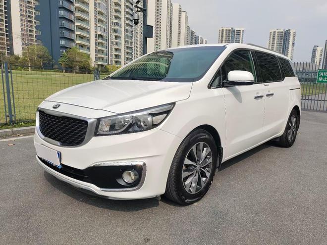 Kia Kia Carnival в цвете и кузовом – это идеальный выбор среди китайских автомобилей. Доступная цена и надежность гарантированы.
