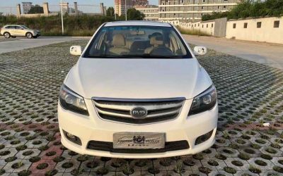 BYD BYD Seal 05 DM-i в цвете и кузовом – это идеальный выбор среди китайских автомобилей. Доступная цена и надежность гарантированы.