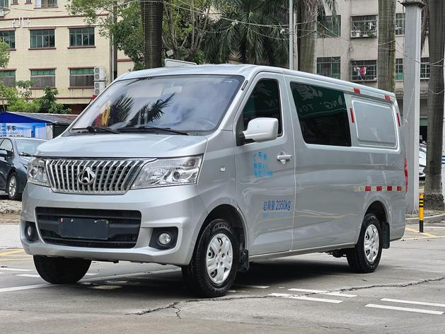 Changan Kaicene Changan Ruixing M80 в цвете и кузовом – это идеальный выбор среди китайских автомобилей. Доступная цена и надежность гарантированы.