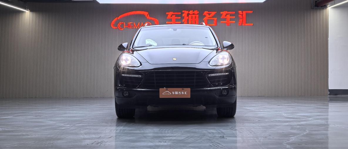 Porsche Porsche Cayenne в цвете и кузовом – это идеальный выбор среди китайских автомобилей. Доступная цена и надежность гарантированы.