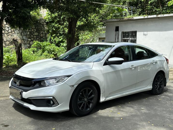 Honda Honda Civic в цвете и кузовом – это идеальный выбор среди китайских автомобилей. Доступная цена и надежность гарантированы.