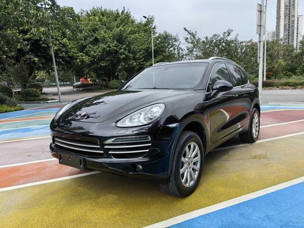 Porsche Porsche Cayenne в цвете и кузовом – это идеальный выбор среди китайских автомобилей. Доступная цена и надежность гарантированы.