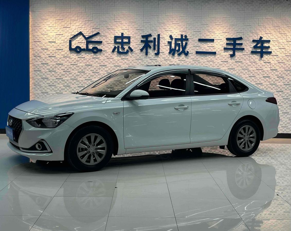 Hyundai Hyundai Celesta в цвете и кузовом – это идеальный выбор среди китайских автомобилей. Доступная цена и надежность гарантированы.
