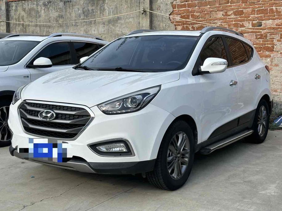 Hyundai Hyundai ix35 в цвете и кузовом – это идеальный выбор среди китайских автомобилей. Доступная цена и надежность гарантированы.