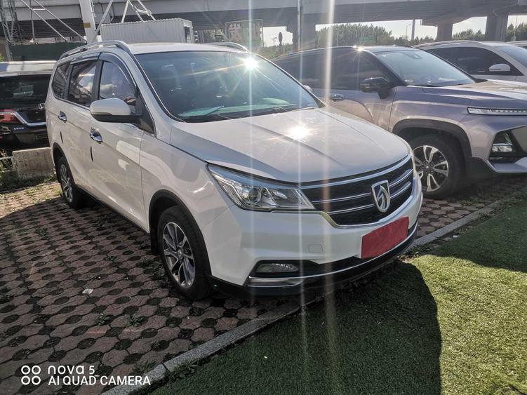 Baojun Baojun 730 в цвете и кузовом – это идеальный выбор среди китайских автомобилей. Доступная цена и надежность гарантированы.