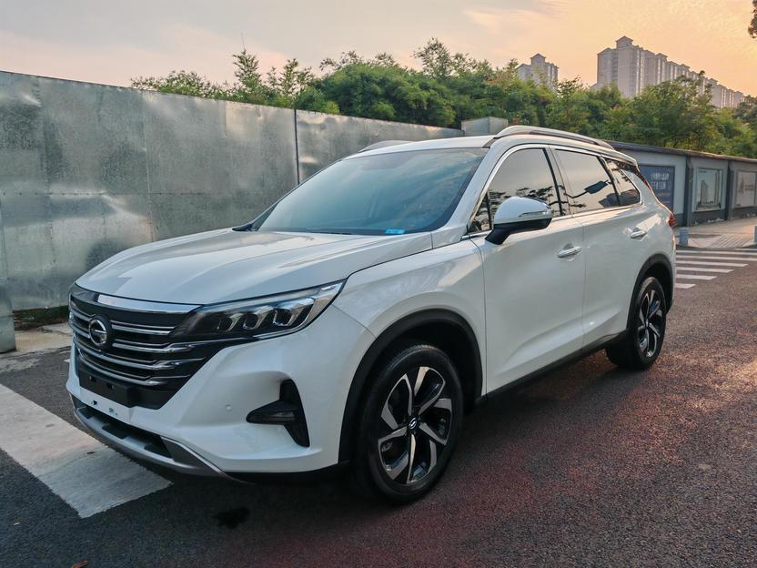 GAC Trumpchi Trumpchi GS5 в цвете и кузовом – это идеальный выбор среди китайских автомобилей. Доступная цена и надежность гарантированы.