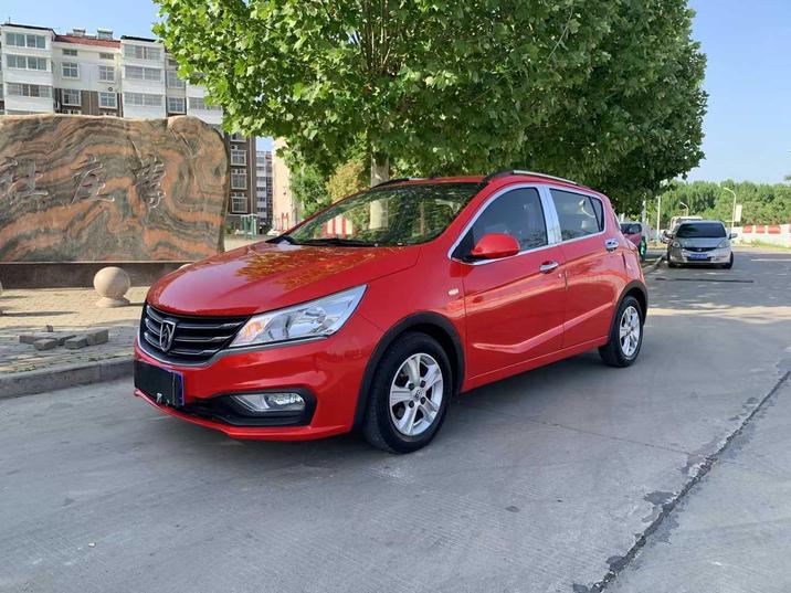 Baojun Baojun 310 в цвете и кузовом – это идеальный выбор среди китайских автомобилей. Доступная цена и надежность гарантированы.