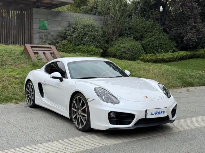 Porsche Porsche Cayman в цвете и кузовом – это идеальный выбор среди китайских автомобилей. Доступная цена и надежность гарантированы.