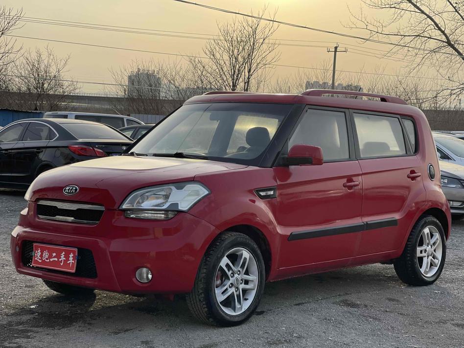 Kia Kia Soul в цвете и кузовом – это идеальный выбор среди китайских автомобилей. Доступная цена и надежность гарантированы.