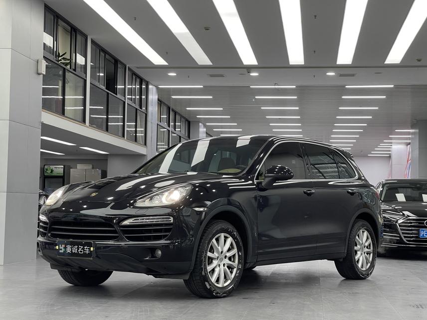 Porsche Porsche Cayenne в цвете и кузовом – это идеальный выбор среди китайских автомобилей. Доступная цена и надежность гарантированы.