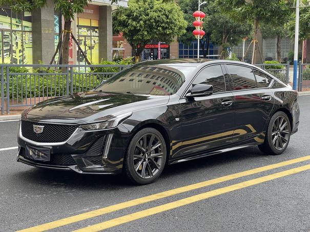 Cadillac Cadillac CT5 в цвете и кузовом – это идеальный выбор среди китайских автомобилей. Доступная цена и надежность гарантированы.