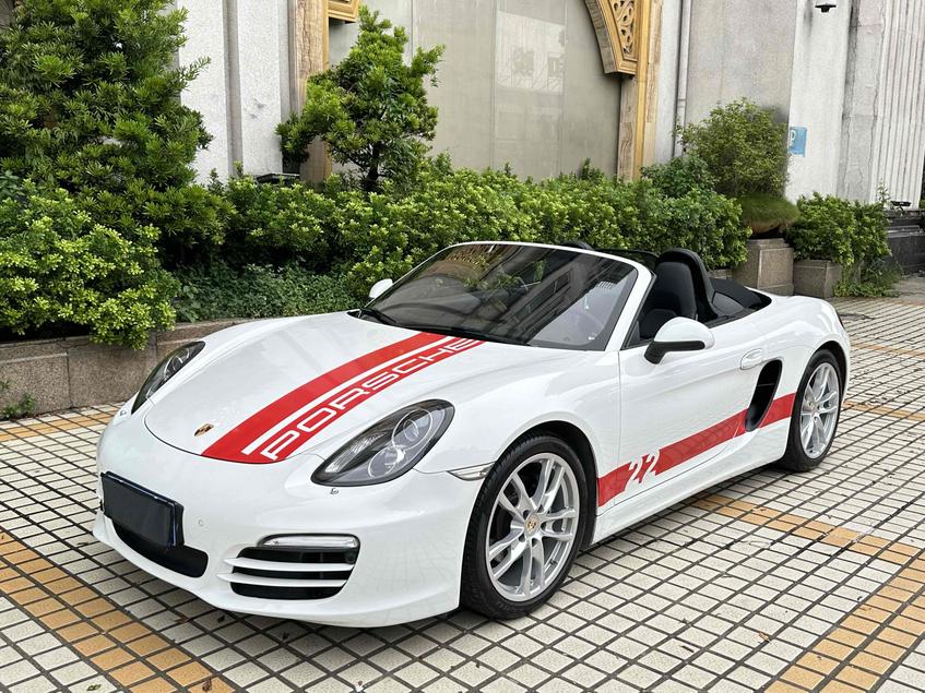 Porsche Porsche Boxster в цвете и кузовом – это идеальный выбор среди китайских автомобилей. Доступная цена и надежность гарантированы.