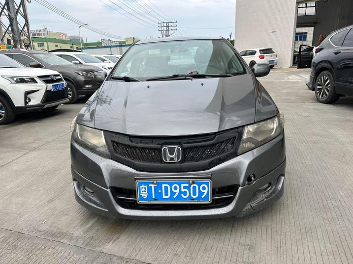 Honda Honda CITY Classic в цвете и кузовом – это идеальный выбор среди китайских автомобилей. Доступная цена и надежность гарантированы.