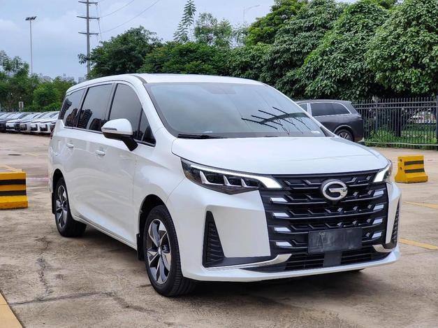 GAC Trumpchi Trumpchi M6 в цвете и кузовом – это идеальный выбор среди китайских автомобилей. Доступная цена и надежность гарантированы.
