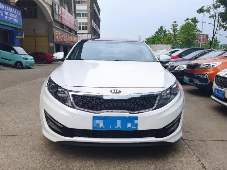 Kia Kia K5 в цвете и кузовом – это идеальный выбор среди китайских автомобилей. Доступная цена и надежность гарантированы.