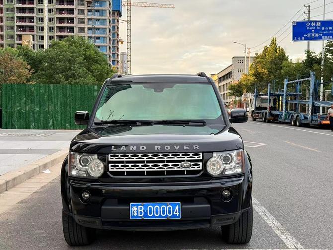 Land Rover Land Rover Discovery в цвете и кузовом – это идеальный выбор среди китайских автомобилей. Доступная цена и надежность гарантированы.
