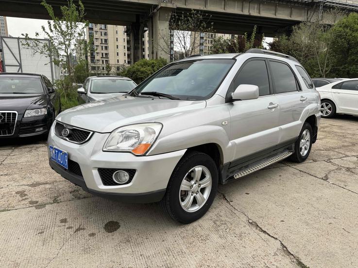 Kia Kia Sportage в цвете и кузовом – это идеальный выбор среди китайских автомобилей. Доступная цена и надежность гарантированы.