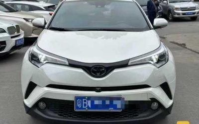 Toyota Toyota Corolla Cross в цвете и кузовом – это идеальный выбор среди китайских автомобилей. Доступная цена и надежность гарантированы.
