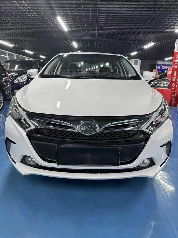 BYD BYD Qin EV в цвете и кузовом – это идеальный выбор среди китайских автомобилей. Доступная цена и надежность гарантированы.