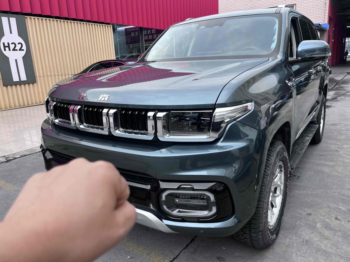BAIC BAIC BJ60 в цвете и кузовом – это идеальный выбор среди китайских автомобилей. Доступная цена и надежность гарантированы.