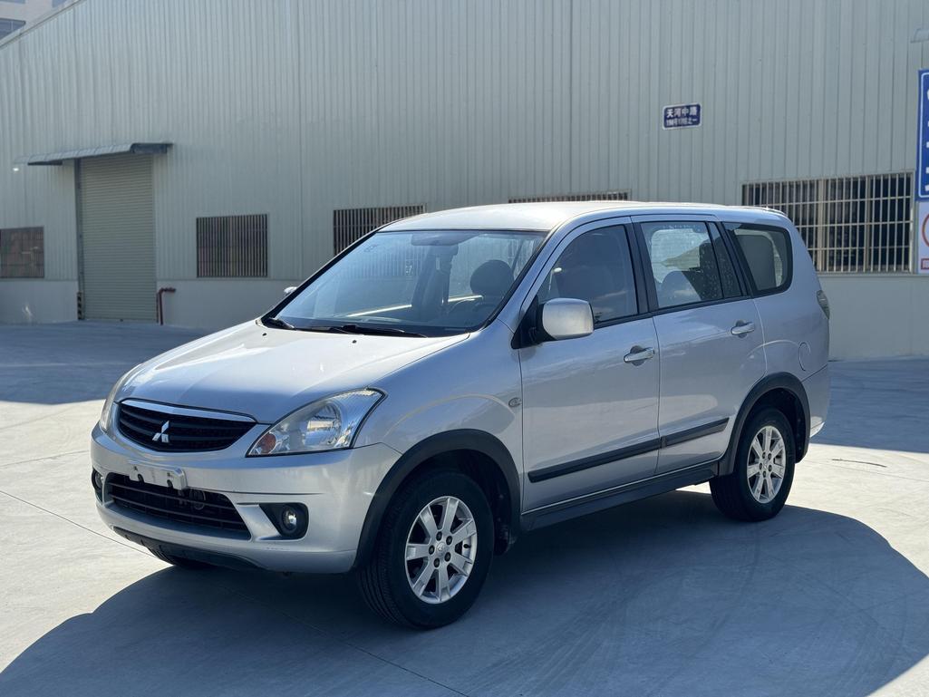 Mitsubishi Mitsubishi Zinger в цвете и кузовом – это идеальный выбор среди китайских автомобилей. Доступная цена и надежность гарантированы.