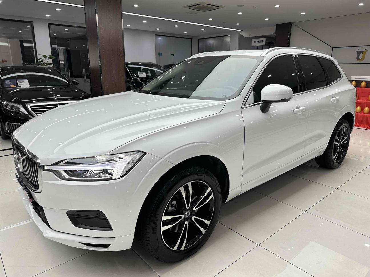 Volvo Volvo XC60 в цвете и кузовом – это идеальный выбор среди китайских автомобилей. Доступная цена и надежность гарантированы.