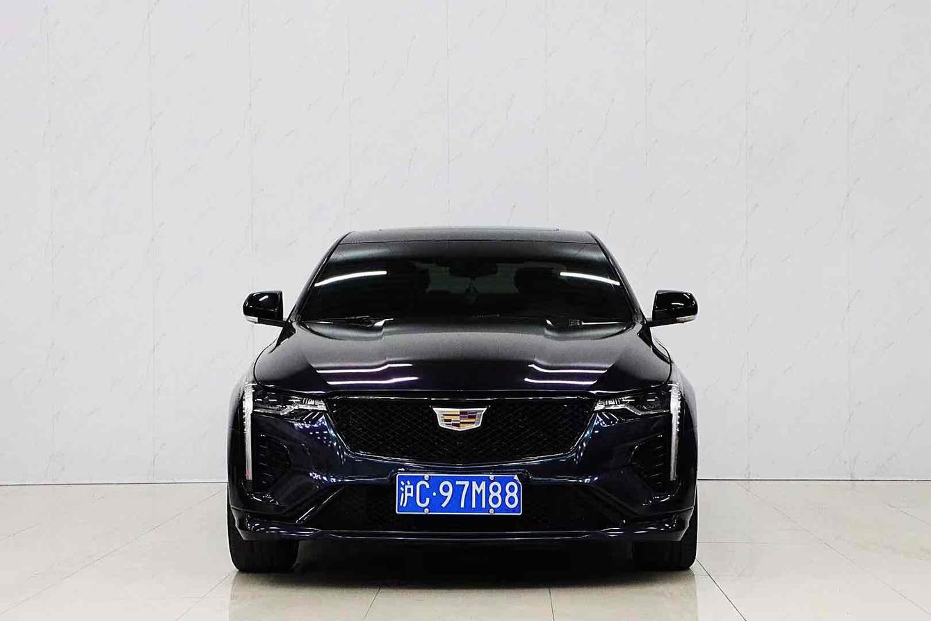 Cadillac Cadillac CT4 в цвете и кузовом – это идеальный выбор среди китайских автомобилей. Доступная цена и надежность гарантированы.