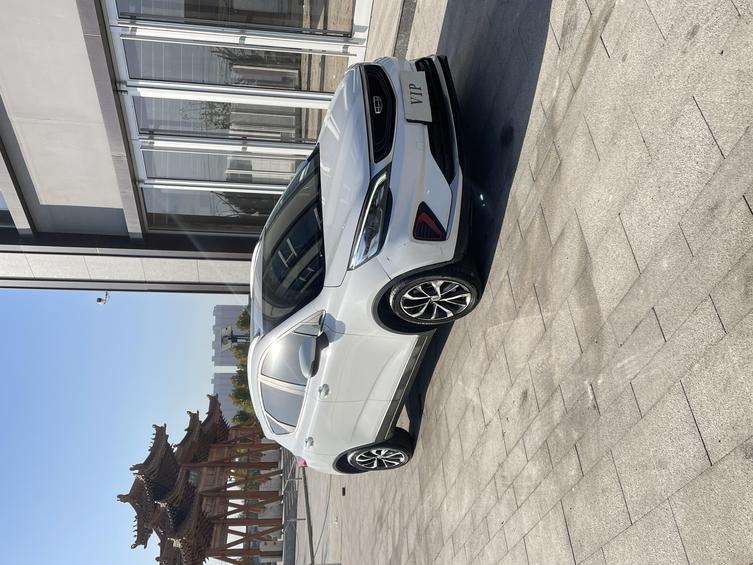 Geely Geely Emgrand GS в цвете и кузовом – это идеальный выбор среди китайских автомобилей. Доступная цена и надежность гарантированы.