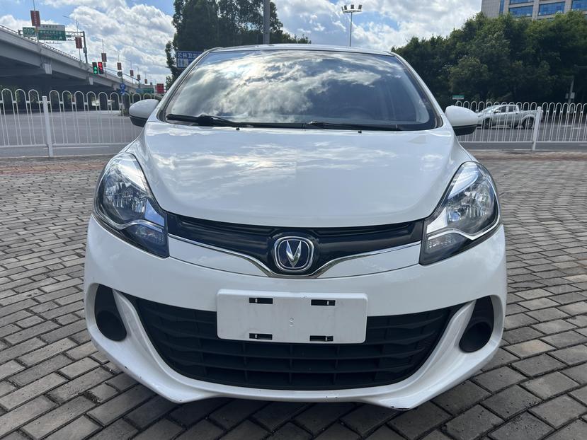 Changan Changan Oshan Benben E-Star в цвете и кузовом – это идеальный выбор среди китайских автомобилей. Доступная цена и надежность гарантированы.