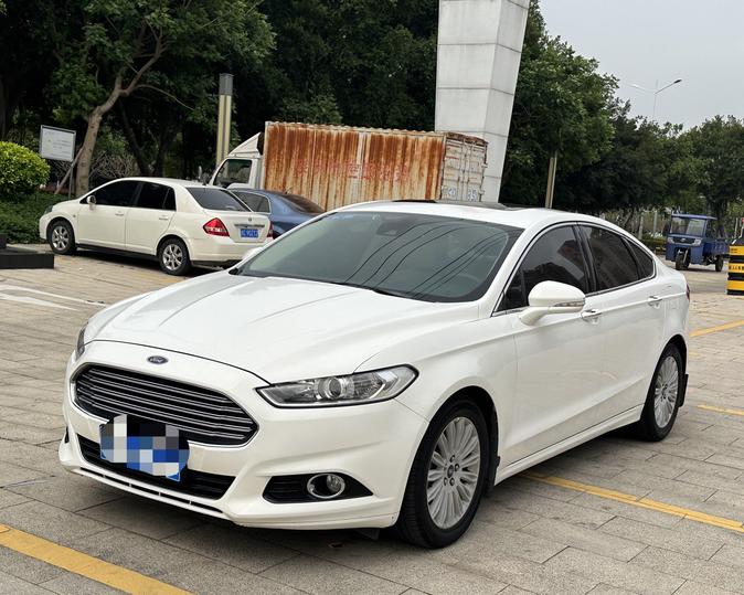 Ford Ford Mondeo в цвете и кузовом – это идеальный выбор среди китайских автомобилей. Доступная цена и надежность гарантированы.