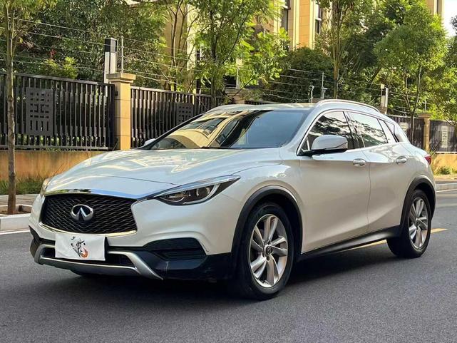 Infiniti Infiniti QX30 в цвете и кузовом – это идеальный выбор среди китайских автомобилей. Доступная цена и надежность гарантированы.