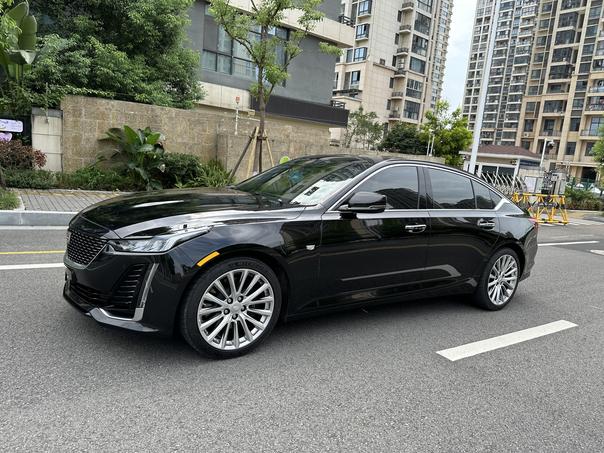 Cadillac Cadillac CT5 в цвете и кузовом – это идеальный выбор среди китайских автомобилей. Доступная цена и надежность гарантированы.