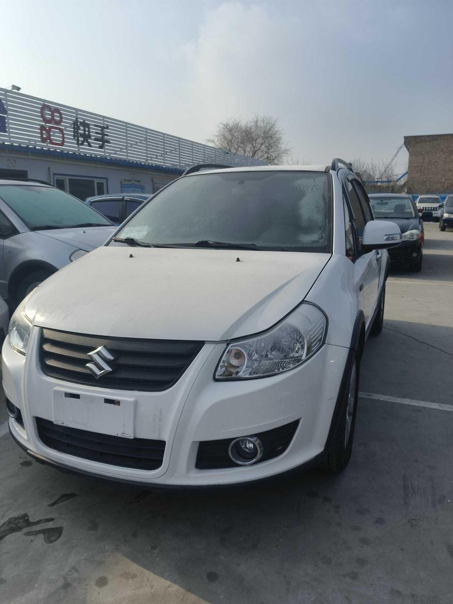 Suzuki Suzuki SX4 в цвете и кузовом – это идеальный выбор среди китайских автомобилей. Доступная цена и надежность гарантированы.