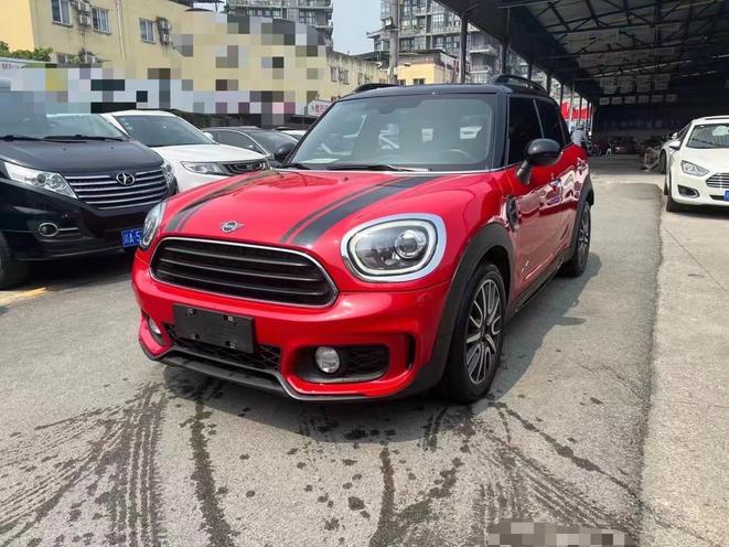 MINI MINI в цвете и кузовом – это идеальный выбор среди китайских автомобилей. Доступная цена и надежность гарантированы.
