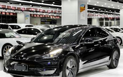 Tesla Tesla Model 3 в цвете и кузовом – это идеальный выбор среди китайских автомобилей. Доступная цена и надежность гарантированы.