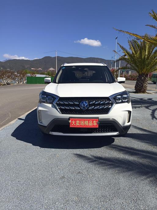 Venucia Venucia T60 в цвете и кузовом – это идеальный выбор среди китайских автомобилей. Доступная цена и надежность гарантированы.