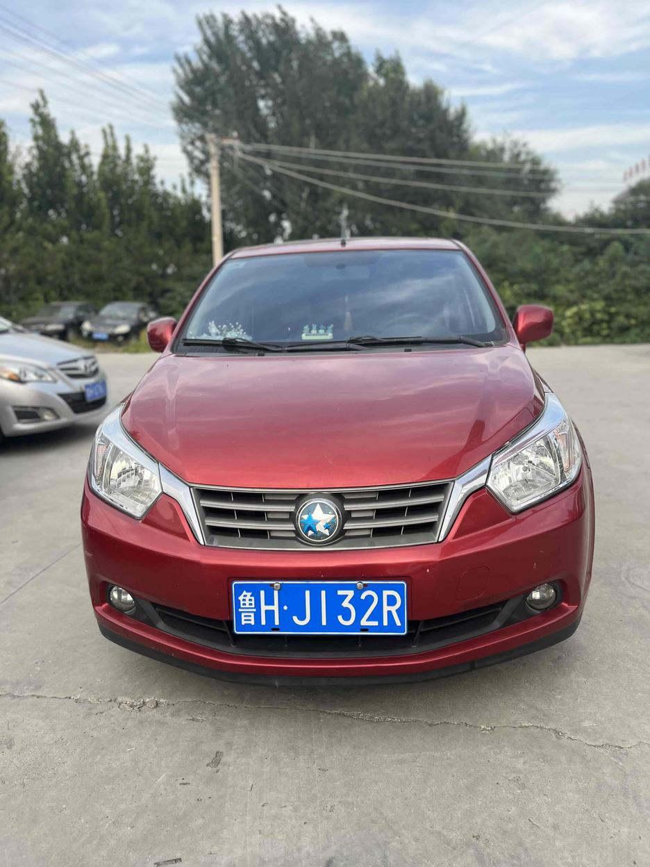 Venucia Venucia R50 в цвете и кузовом – это идеальный выбор среди китайских автомобилей. Доступная цена и надежность гарантированы.