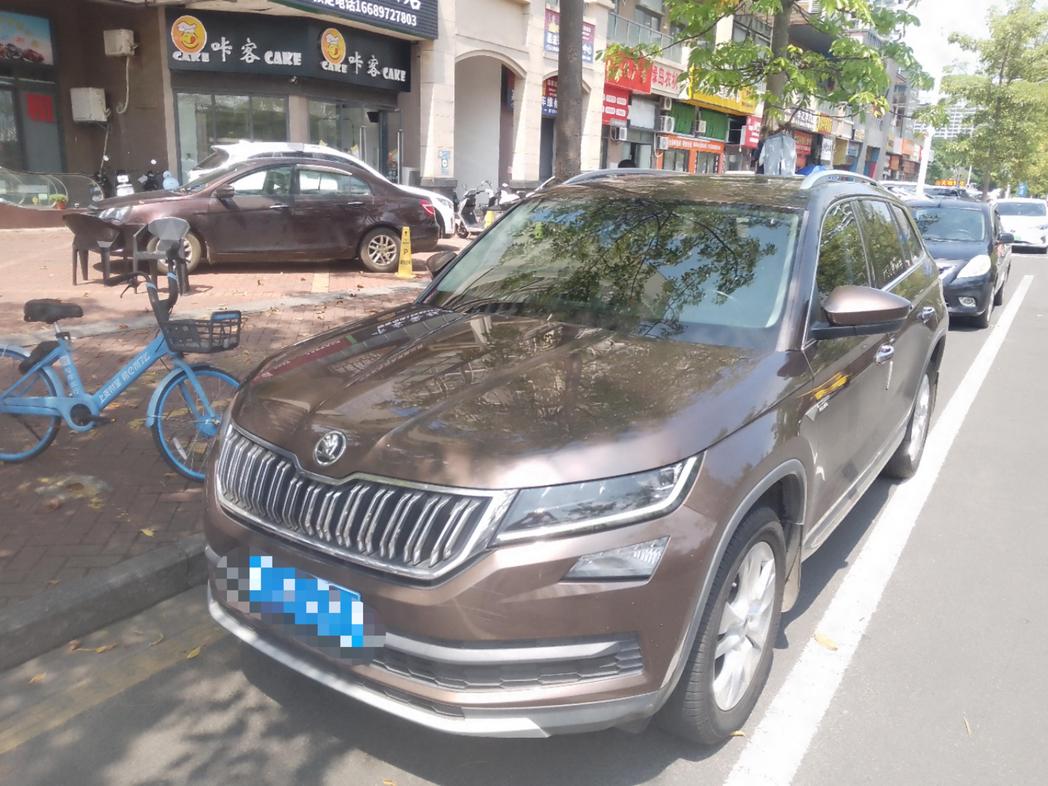 Skoda Skoda Kodiaq в цвете и кузовом – это идеальный выбор среди китайских автомобилей. Доступная цена и надежность гарантированы.