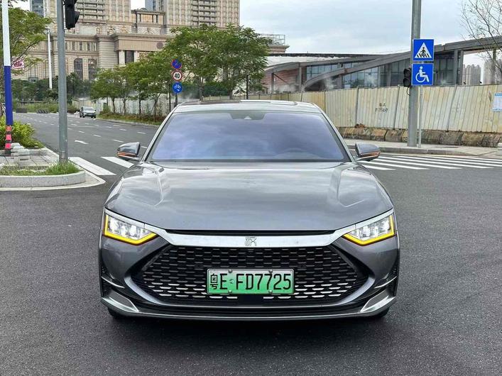 BYD BYD Han в цвете и кузовом – это идеальный выбор среди китайских автомобилей. Доступная цена и надежность гарантированы.