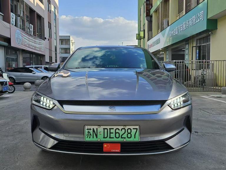 BYD BYD Qin PLUS в цвете и кузовом – это идеальный выбор среди китайских автомобилей. Доступная цена и надежность гарантированы.