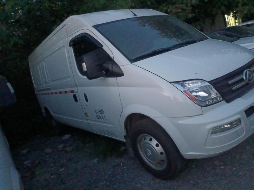 SAIC MAXUS SAIC MAXUS Xintu V80 в цвете и кузовом – это идеальный выбор среди китайских автомобилей. Доступная цена и надежность гарантированы.