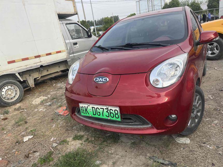 JAC JAC iEV6E в цвете и кузовом – это идеальный выбор среди китайских автомобилей. Доступная цена и надежность гарантированы.
