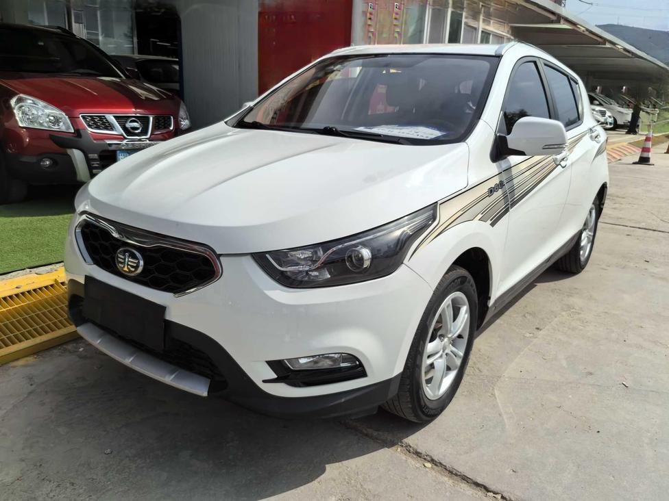 FAW FAW Junpai D60 в цвете и кузовом – это идеальный выбор среди китайских автомобилей. Доступная цена и надежность гарантированы.