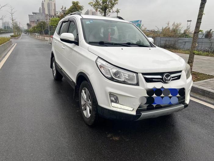 BAIC Huansu BAIC Huansu S3 в цвете и кузовом – это идеальный выбор среди китайских автомобилей. Доступная цена и надежность гарантированы.