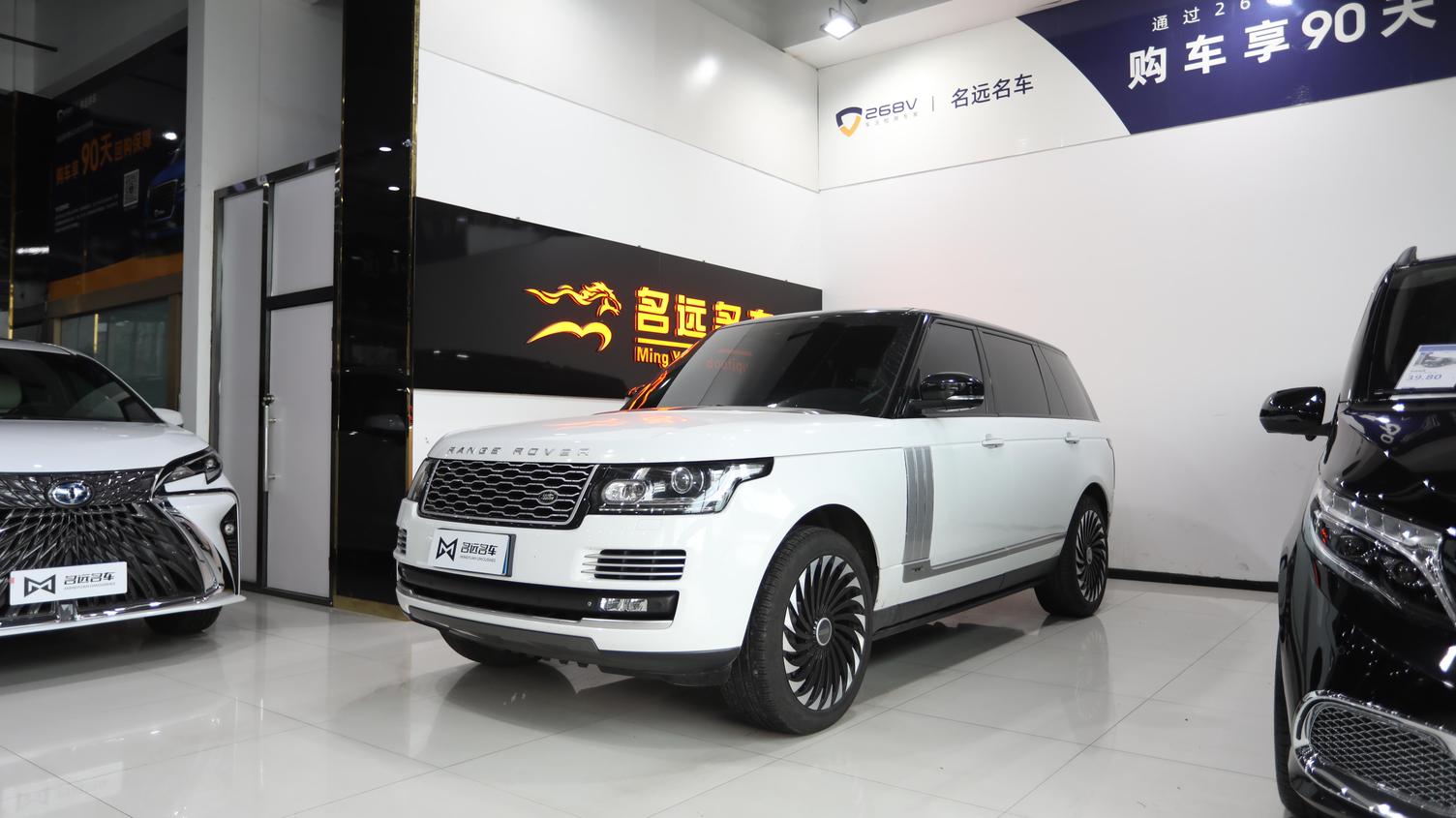 Land Rover Land Rover Range Rover в цвете и кузовом – это идеальный выбор среди китайских автомобилей. Доступная цена и надежность гарантированы.